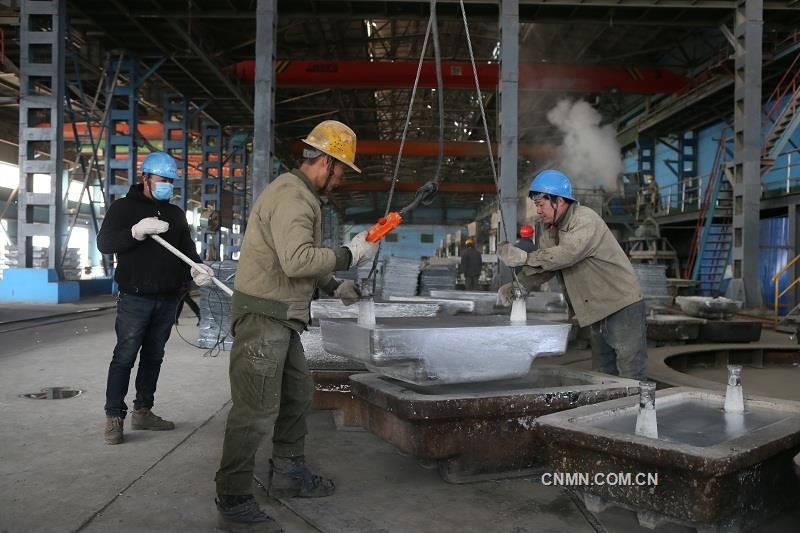 五年創輝煌 新年新氣象