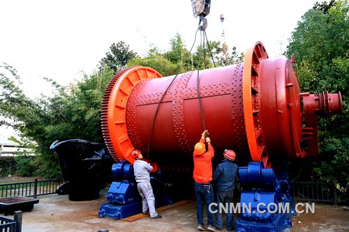 曾冶煉出新中國第一爐銅水的金隆銅業有限公司，十分注重對工業遺產的保護利用，充分運用新中國第一座銅冶煉廠的歷史優勢，利用擁有的歷史遺存工業文物，強化對職工的愛國、愛廠教育。該公司多年來一直精心保存、維護著新中國第一座銅冶煉廠使用過的煉銅轉爐。