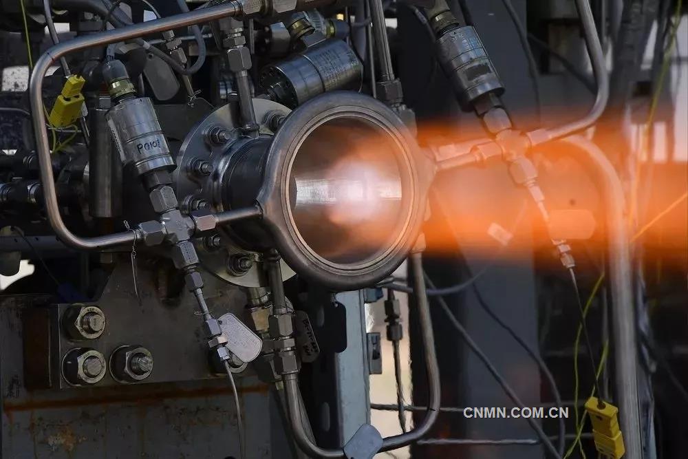 NASA（美國國家航空航天局）的研究人員開發了一種新的3D打印銅合金材料，并通過該材料和選區激光熔化3D打印設備制造了一種火箭推進部件。