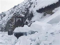 寒潮中，他們用責任與堅守護住“生產溫度”